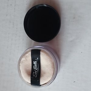 Sei Bella, Loose Powder. Light